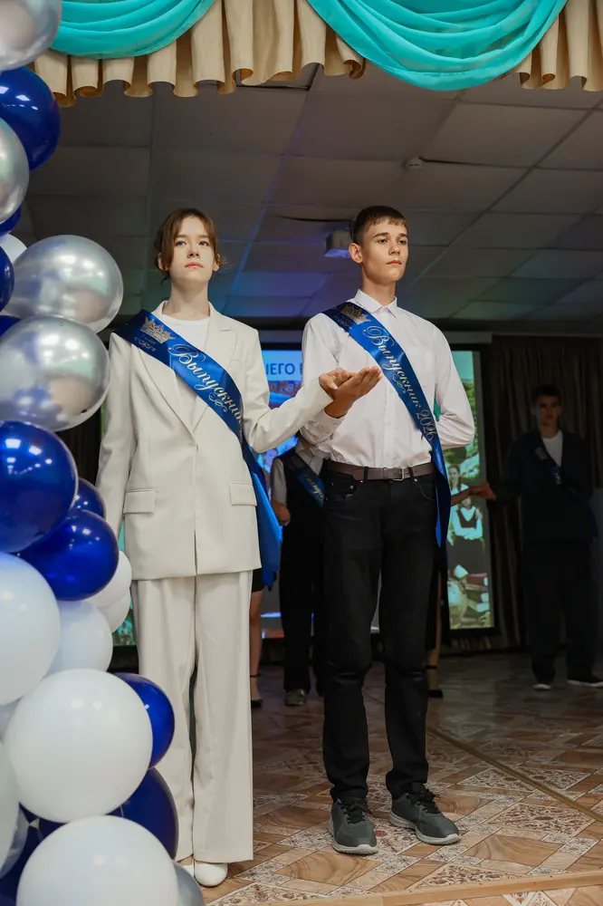 Выпускной 9 класса, кадр 15